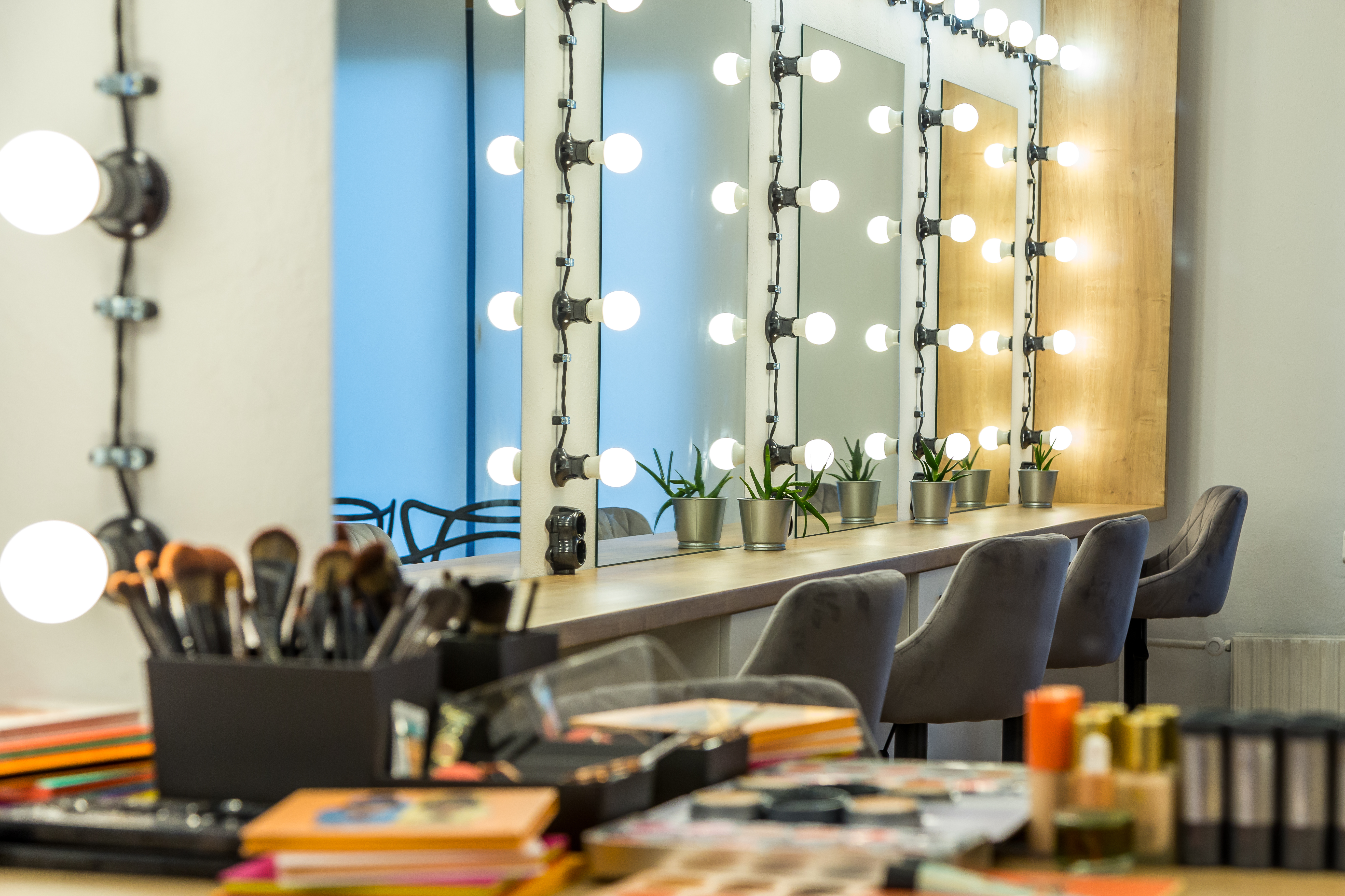 Ambiance chaleureuse et élégante de l'espace de coworking beauté à Rennes